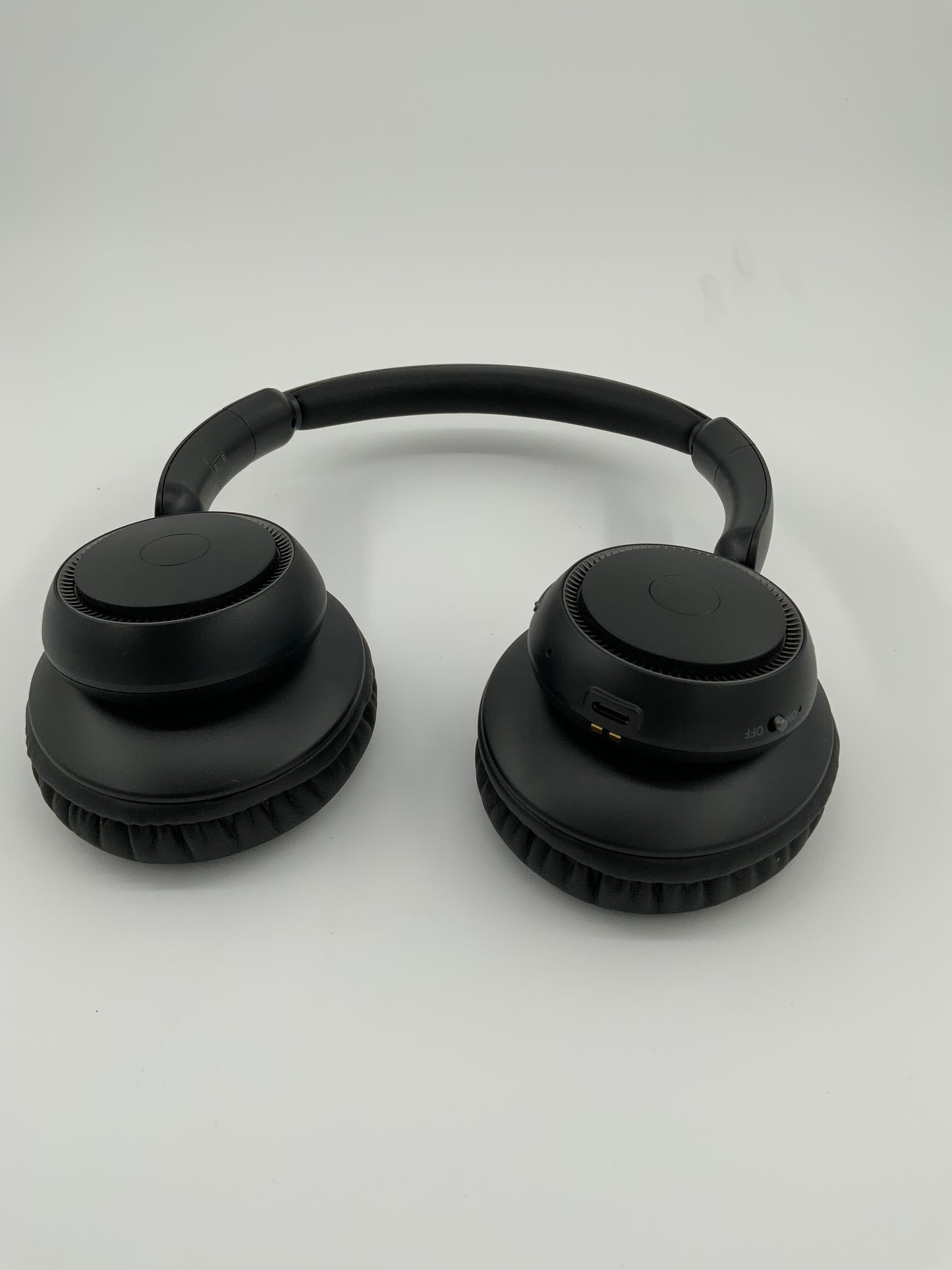 LEVN Bluetooth Headphone